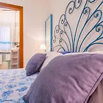 Sardinia Family -